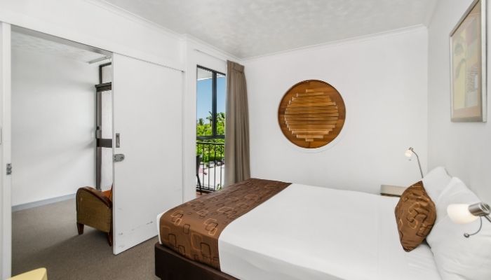 one bedroom apartment